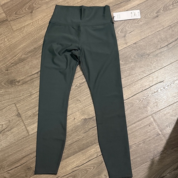 ALO Yoga Pants - NWT Alo Yoga Airlift 7/8 High Waist Leggings Charcoal Green Size L